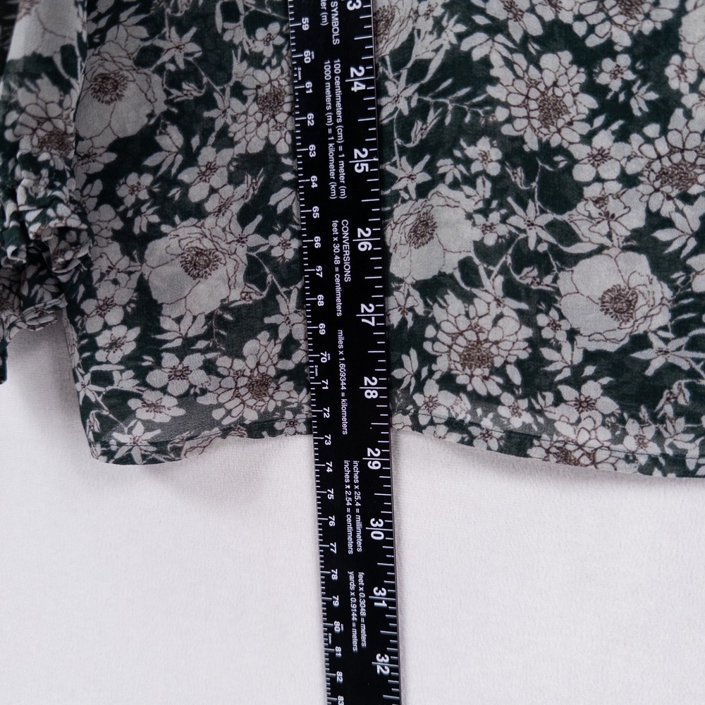 CAbi Bianca Floral Top Large Green Pullover Peasant Fairy Cottage Coastal Boho - Picture 6 of 9
